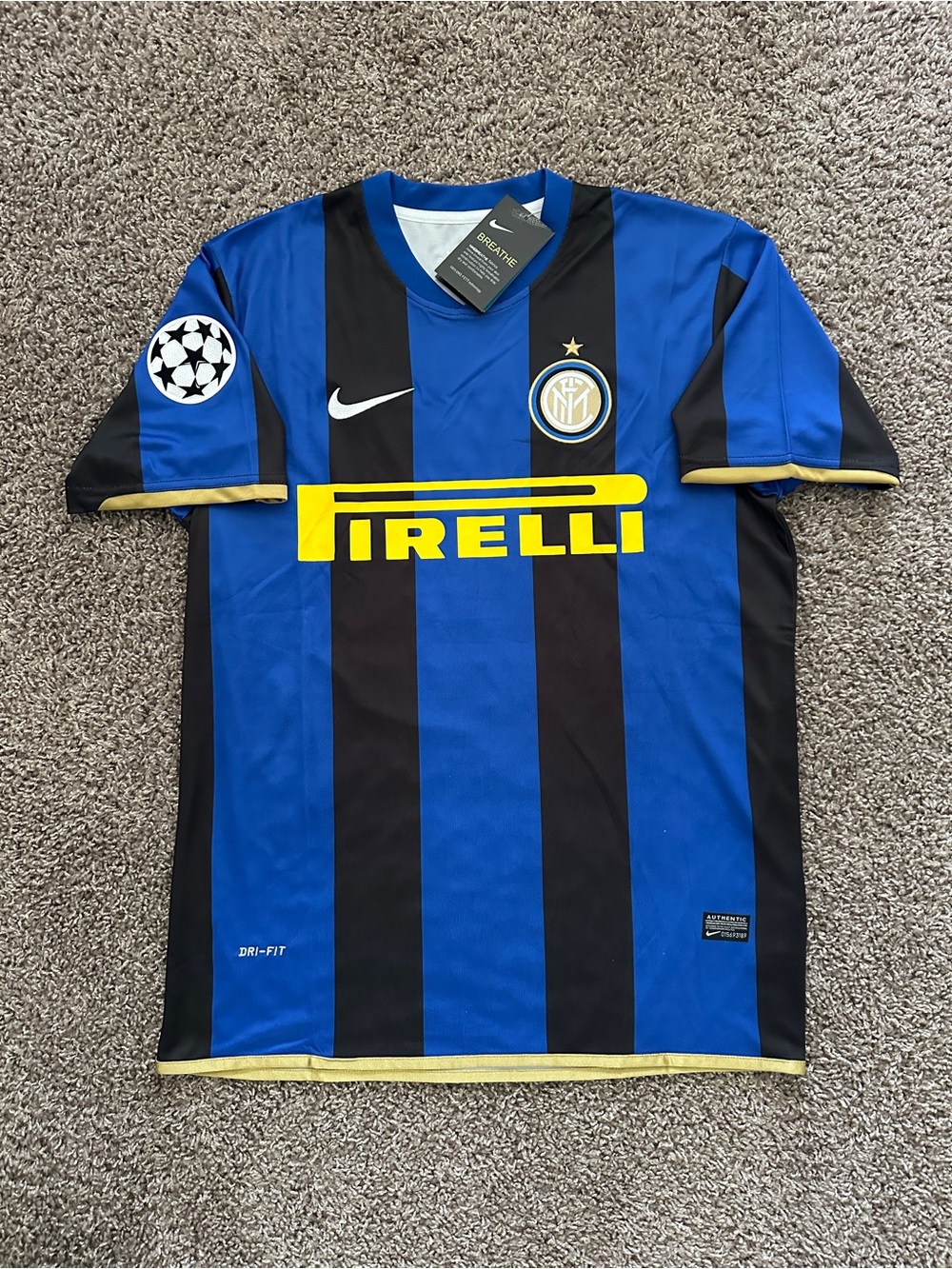 Adriano Inter Milan Retro Jersey Blue - Picture 2 of 4